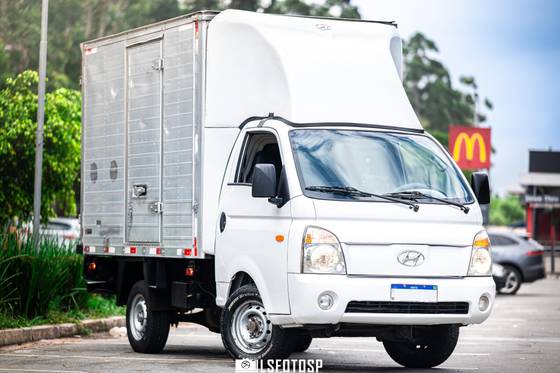 HYUNDAI HR 2.5 TCI HD BAU 4X2 8V 97CV TURBO INTERCOOLER DIESEL 2P MANUAL HYUNDAI HR 2.5 TCI HD BAU 4X2 8V 97CV TURBO INTERCOOLER DIESEL 2P MANUAL